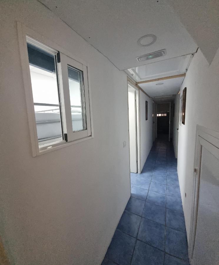 Albergue Cristina Habitaciones Con Bano Privado Y Mini Cocina Corralejo Exterior foto