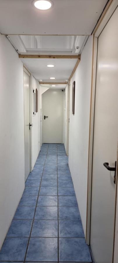 Albergue Cristina Habitaciones Con Bano Privado Y Mini Cocina Corralejo Exterior foto